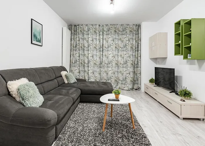 Green Apartment Coresi